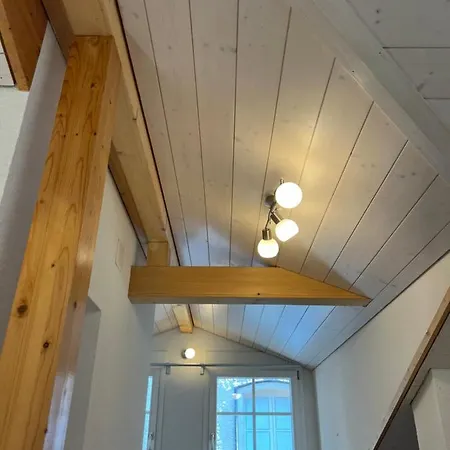 Esencial إنترلاكن